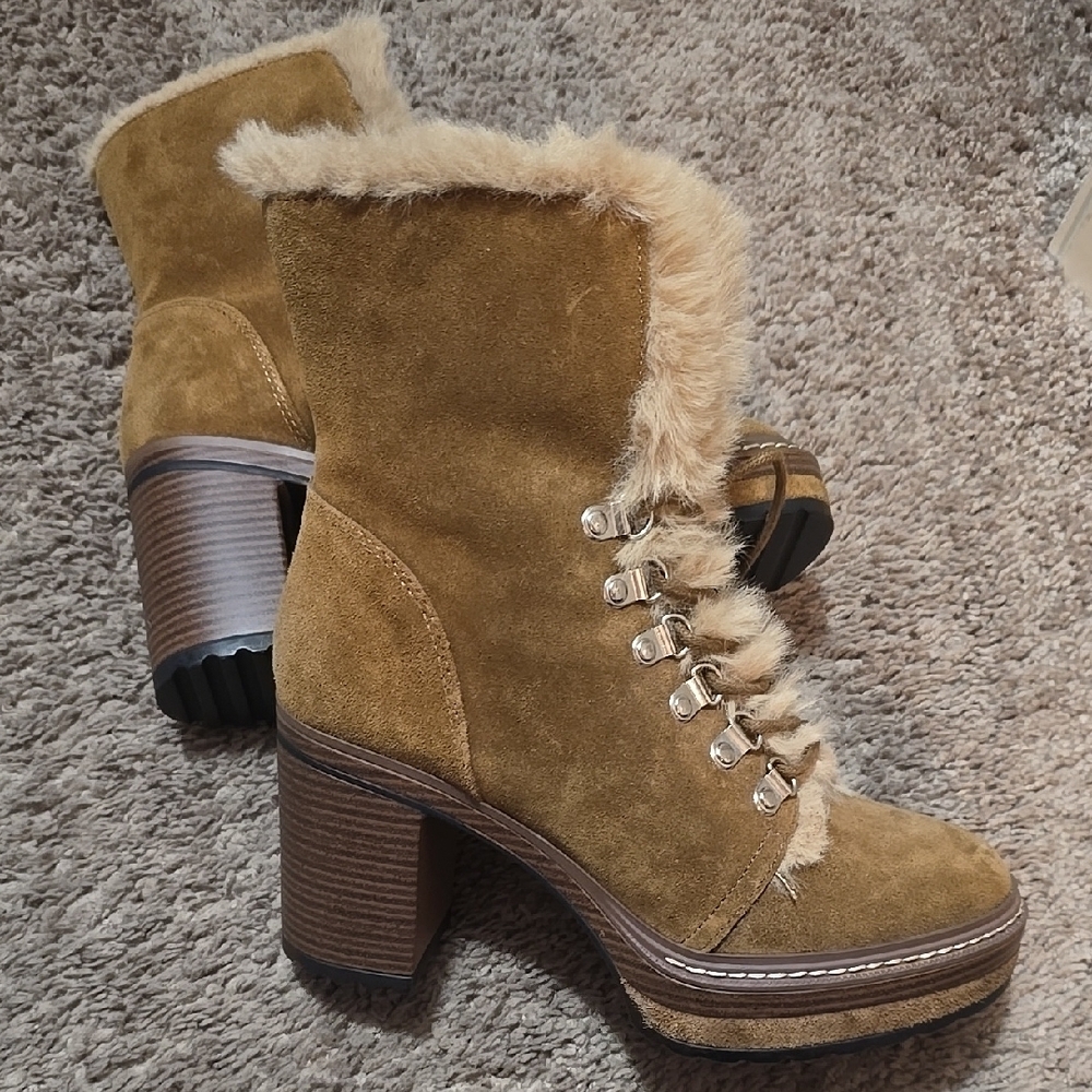 Women's Tan Suede Fur-Lined Boots